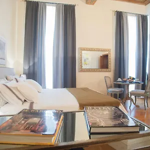 Via Farina Apartamento Roma